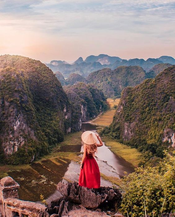 //www.som2travel.es/cdn/images/content/Vietnam/Vietnam Pequeña 1.jpg
